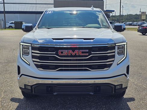 Used 2024 GMC Sierra 1500 SLT w/ SLT Premium Plus Package AWD/4WD image 2