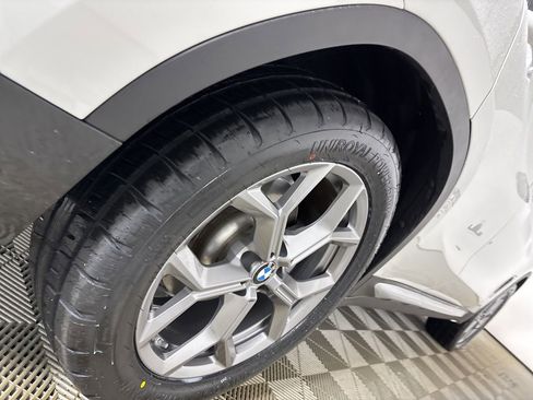 Used 2025 BMW X4 xDrive30i image 34