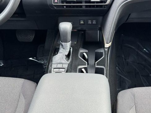 Used 2025 Toyota Camry LE image 14