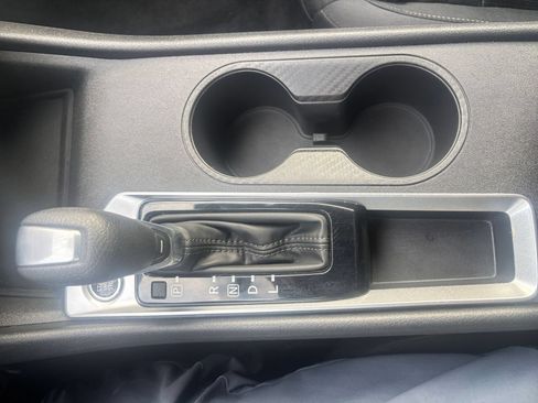 Used 2025 Nissan Altima 2.5 SV FWD image 42