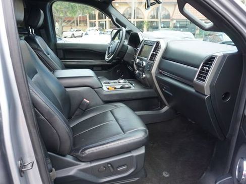 Certified 2020 Ford Expedition XLT w/ Equipment Group 202A RWD image 3