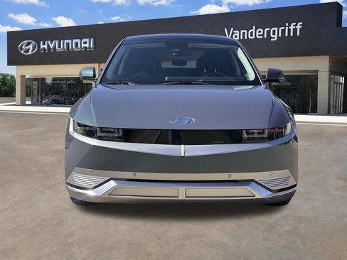 Used 2024 Hyundai Ioniq 5 Limited image 5