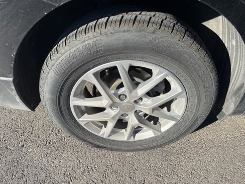 Used 2024 Chevrolet Equinox LT image 20