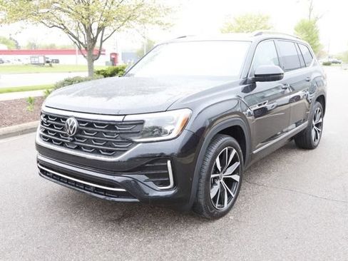 Used 2026 Volkswagen Atlas SEL Premium R-Line AWD/4WD image 12