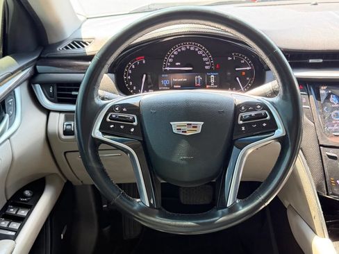 Used 2017 Cadillac XTS Luxury FWD image 39