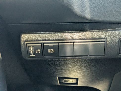 Used 2023 Toyota Corolla LE image 23