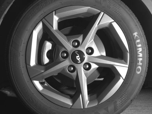 Used 2025 Kia K4 FWD image 12