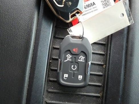 Used 2020 Chevrolet Tahoe Premier image 15