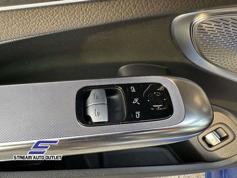 Used 2024 Mercedes-Benz CLE 450 4MATIC Coupe image 17