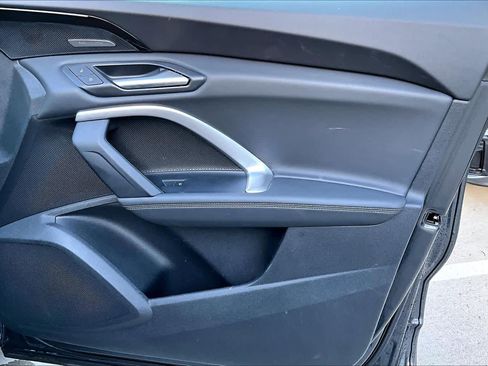 Used 2025 Audi Q5 Premium Plus w/ Premium Plus image 22