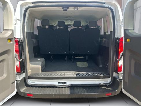 Used 2023 Ford Transit 350 XLT RWD image 12