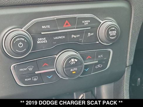 Used 2019 Dodge Charger Scat Pack w/ Driver Confidence Group RWD image 22
