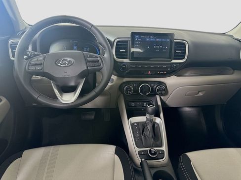 New 2026 Hyundai Venue SEL image 17