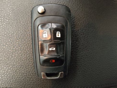 Used 2015 Chevrolet Cruze LT w/ Technology Package FWD image 32