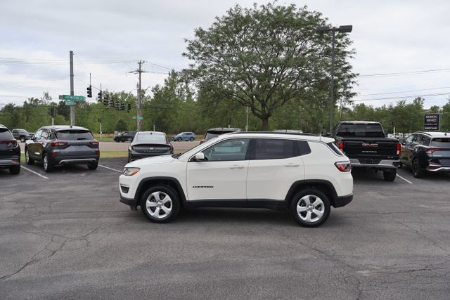 Used 2021 Jeep Compass Latitude w/ Convenience Group AWD/4WD image 4