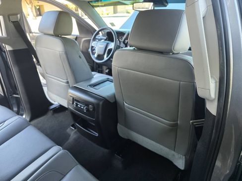 Used 2018 Chevrolet Tahoe LT RWD image 31