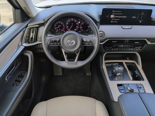 Used 2025 MAZDA CX-70 3.3 Turbo w/ Premium Package AWD/4WD image 16