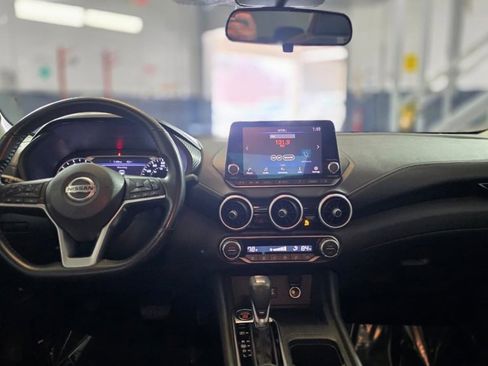 Used 2020 Nissan Sentra SV image 13
