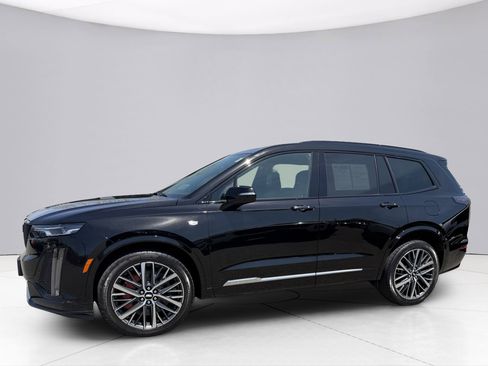 Used 2023 Cadillac XT6 Sport AWD/4WD image 6