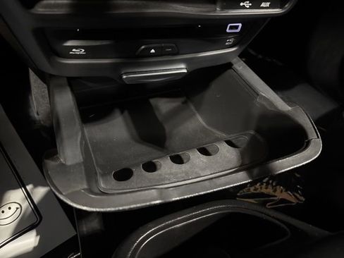 Used 2019 Chrysler Pacifica Touring-L Plus w/ Advanced Safetytec Group FWD image 14