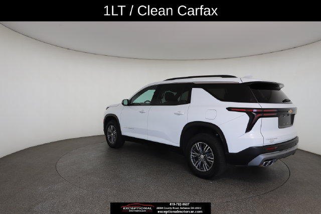 Used 2025 Chevrolet Traverse LT w/ Driver Confidence Package FWD image 11