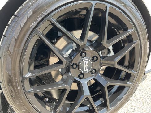 Used 2021 Ford Mustang GT Premium w/ Equipment Group 401A RWD image 89