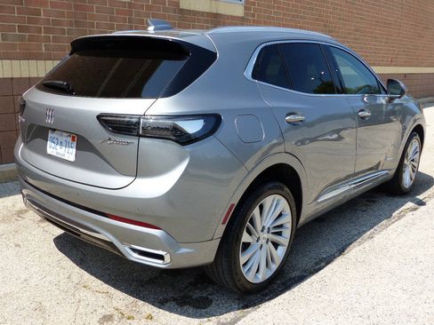 Used 2025 Buick Envision Avenir AWD/4WD image 10