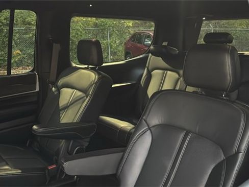 Used 2022 Jeep Wagoneer Series III w/ Convenience Group I image 26