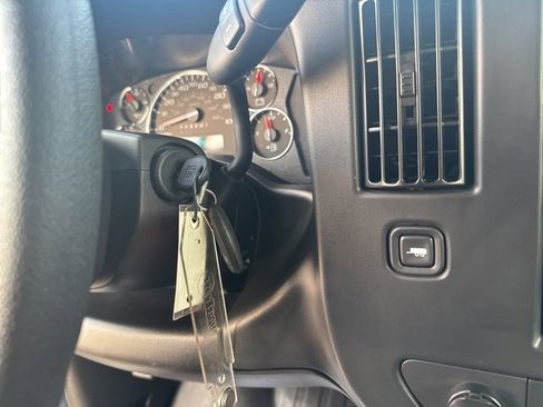 New 2025 Chevrolet Express 3500 w/ Power Convenience Package image 17