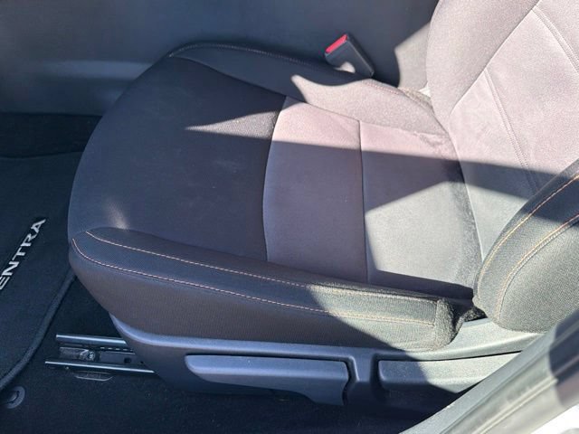 Used 2023 Nissan Sentra SR w/ Midnight Edition Package FWD image 24