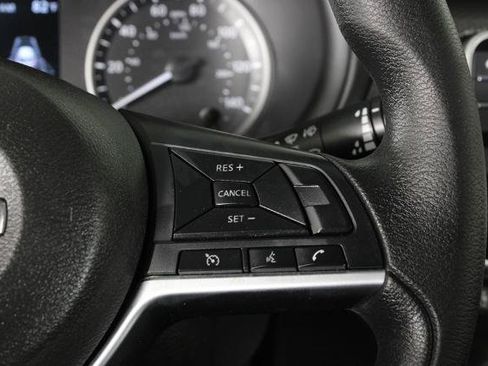 Certified 2020 Nissan Kicks SV FWD image 24