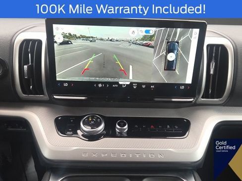 Certified 2025 Ford Expedition Active AWD/4WD image 36
