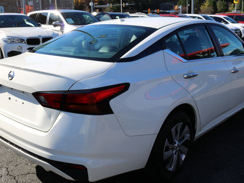 Used 2020 Nissan Altima 2.5 S image 8