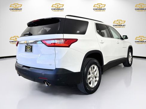 Used 2021 Chevrolet Traverse LT FWD image 8