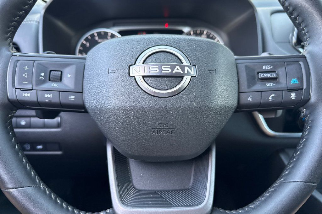 Used 2026 Nissan Rogue SV AWD/4WD image 27