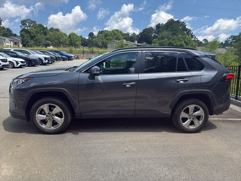 Used 2021 Toyota RAV4 Limited w/ Limited Grade Weather Package AWD/4WD image 5