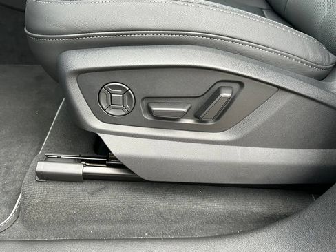 New 2026 Audi Q7 3.0T Premium Plus AWD/4WD image 21