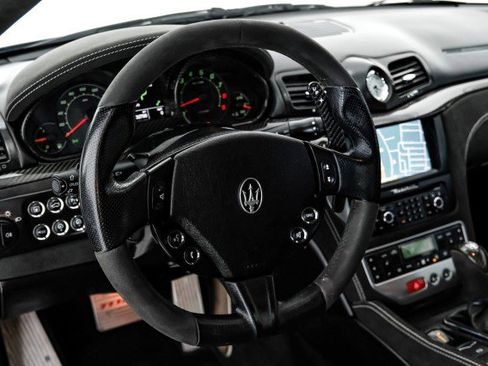 Used 2013 Maserati GranTurismo Sport image 13