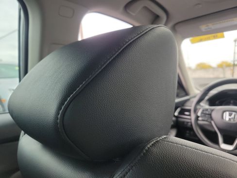 Used 2022 Honda Accord EX-L image 9