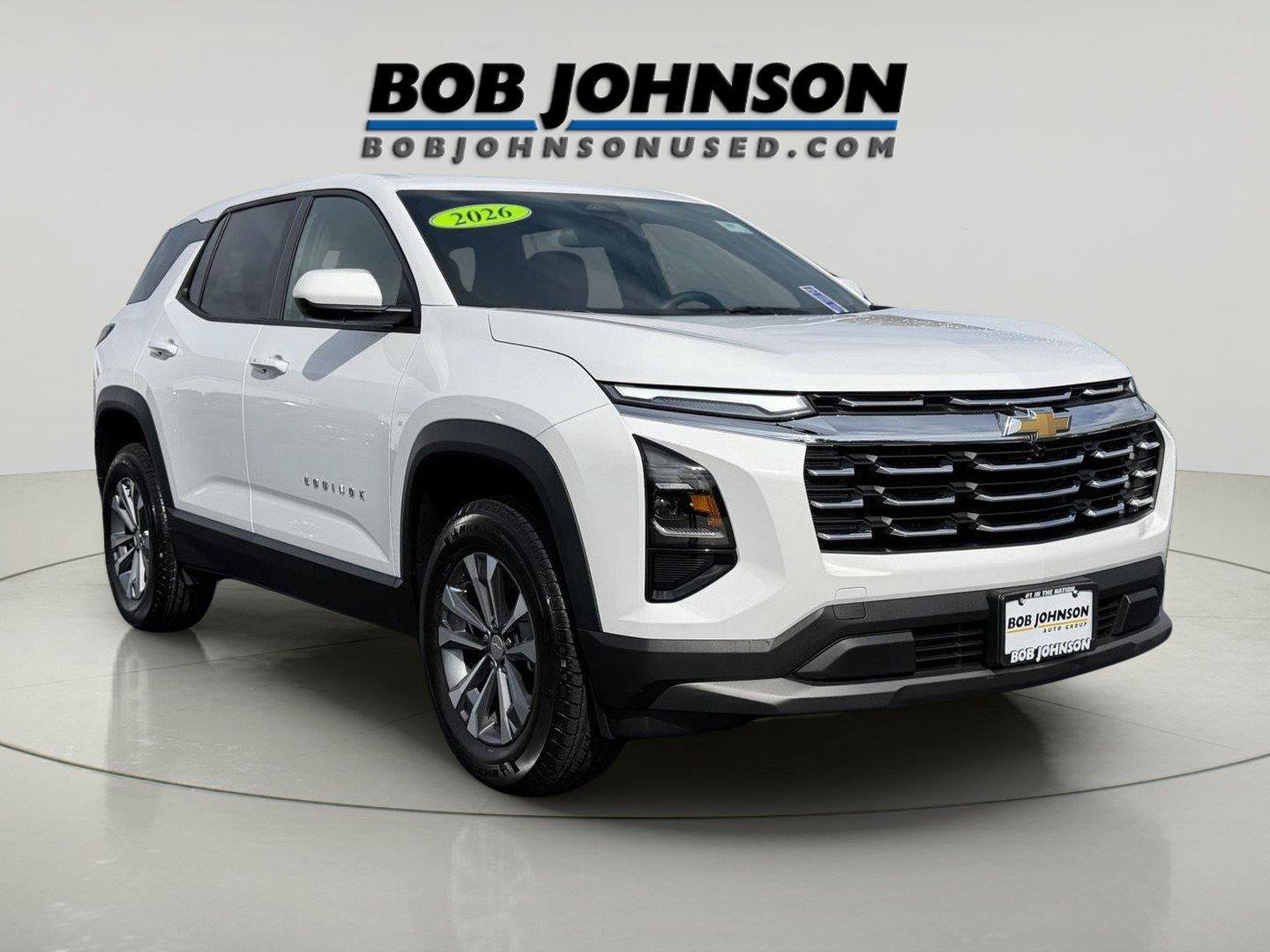 Used 2026 Chevrolet Equinox LT AWD/4WD image 2