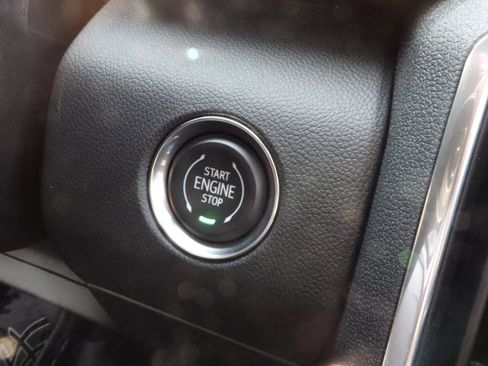 New 2026 GMC Acadia Denali w/ Super Cruise Package image 20