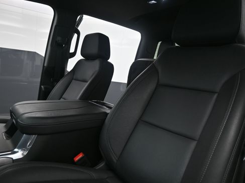 Used 2024 Chevrolet Silverado 2500 LTZ w/ LTZ Plus Package AWD/4WD image 18