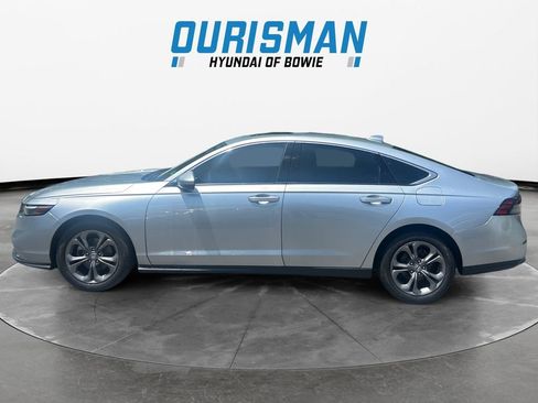 Used 2024 Honda Accord EX image 3