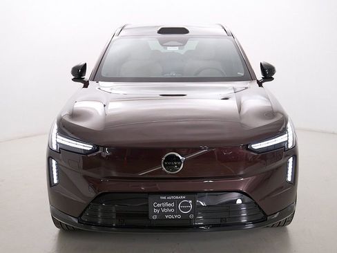 Certified 2025 Volvo EX90 Ultra AWD/4WD image 5