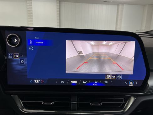 New 2026 Chevrolet Equinox EV LT image 49