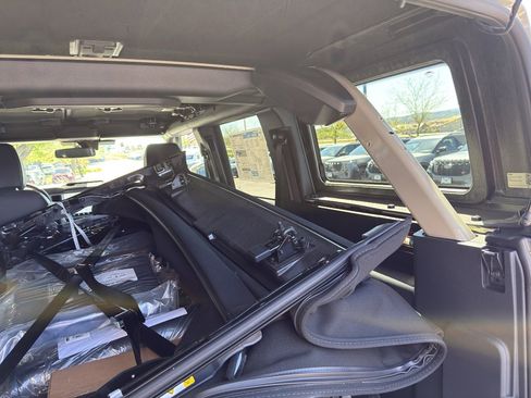 New 2026 Ford Bronco Outer Banks AWD/4WD image 9