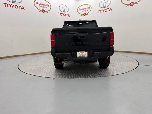 New 2026 Toyota Tacoma TRD Off-Road AWD/4WD image 7