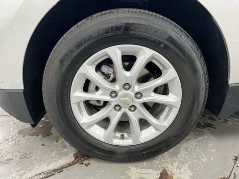 Used 2021 Chevrolet Equinox LT FWD image 26