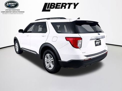 Certified 2021 Ford Explorer XLT image 6
