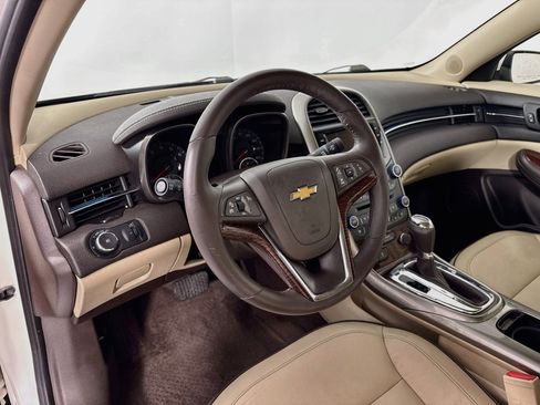 Used 2013 Chevrolet Malibu LT FWD image 9